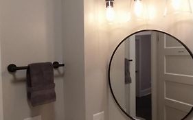 Homestay In Boston - Dorchester Fields Corner Area
